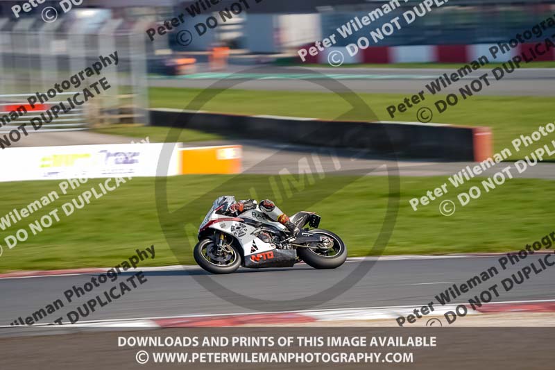 donington no limits trackday;donington park photographs;donington trackday photographs;no limits trackdays;peter wileman photography;trackday digital images;trackday photos